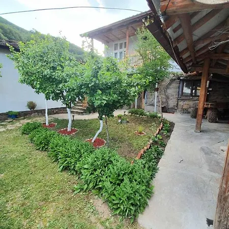 Tupavica Apartment